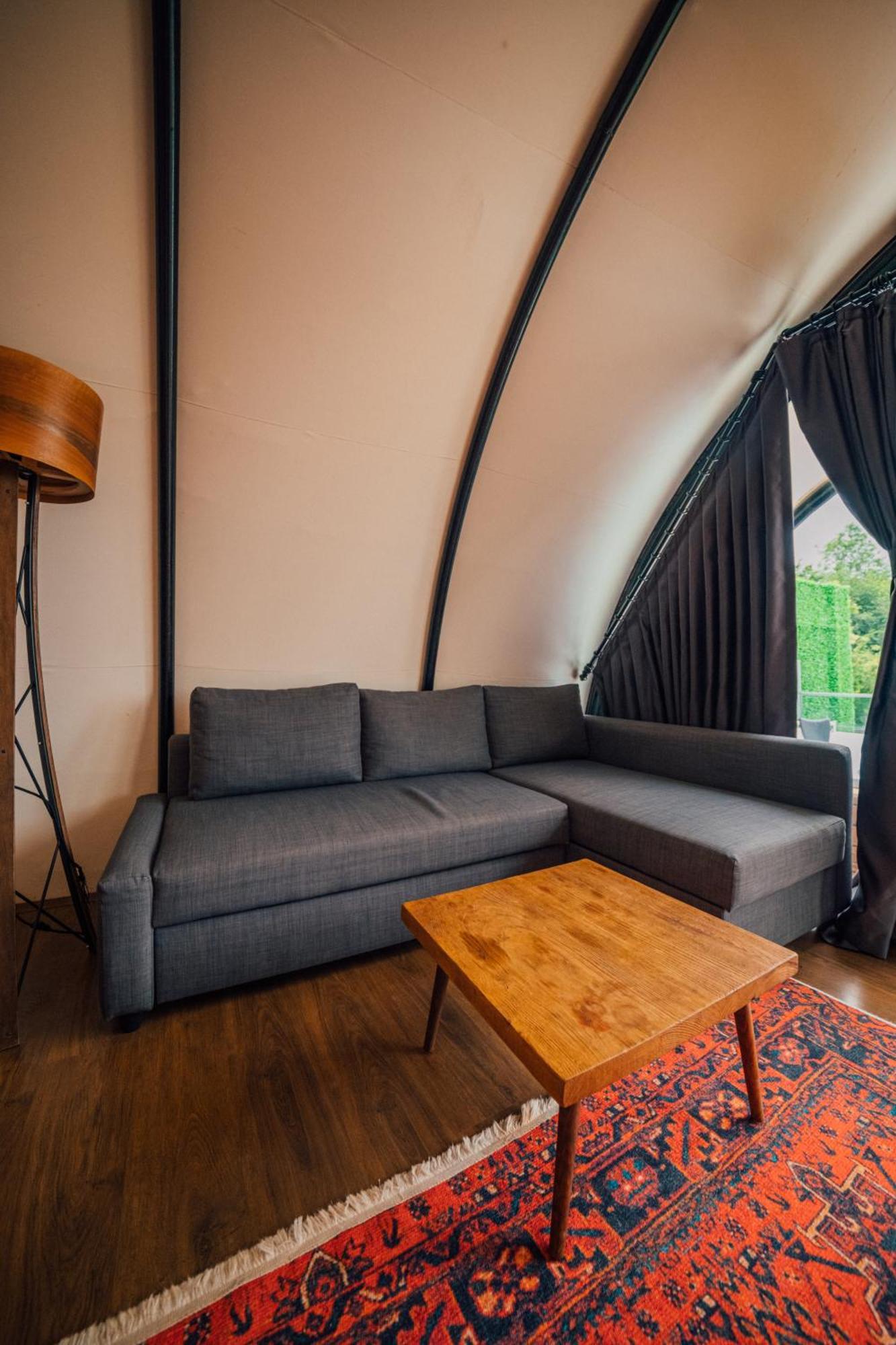 Bed & Breakfast Snail House